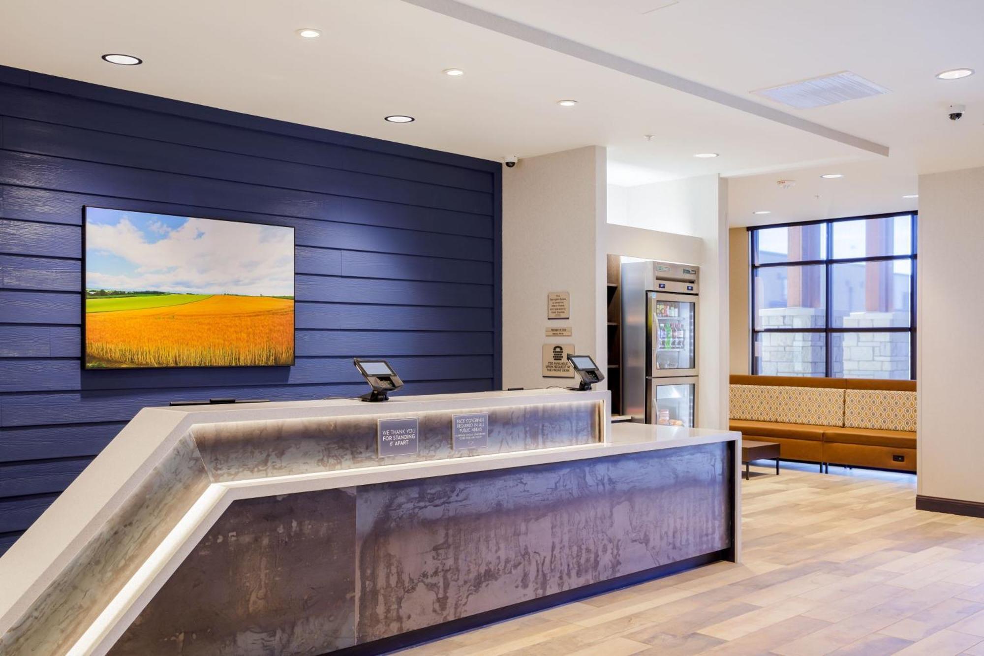 Springhill Suites By Marriott Topeka Southwest Extérieur photo