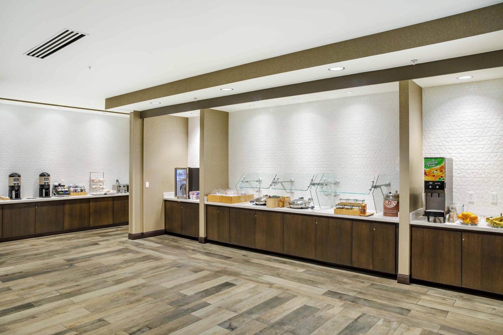 Springhill Suites By Marriott Topeka Southwest Extérieur photo