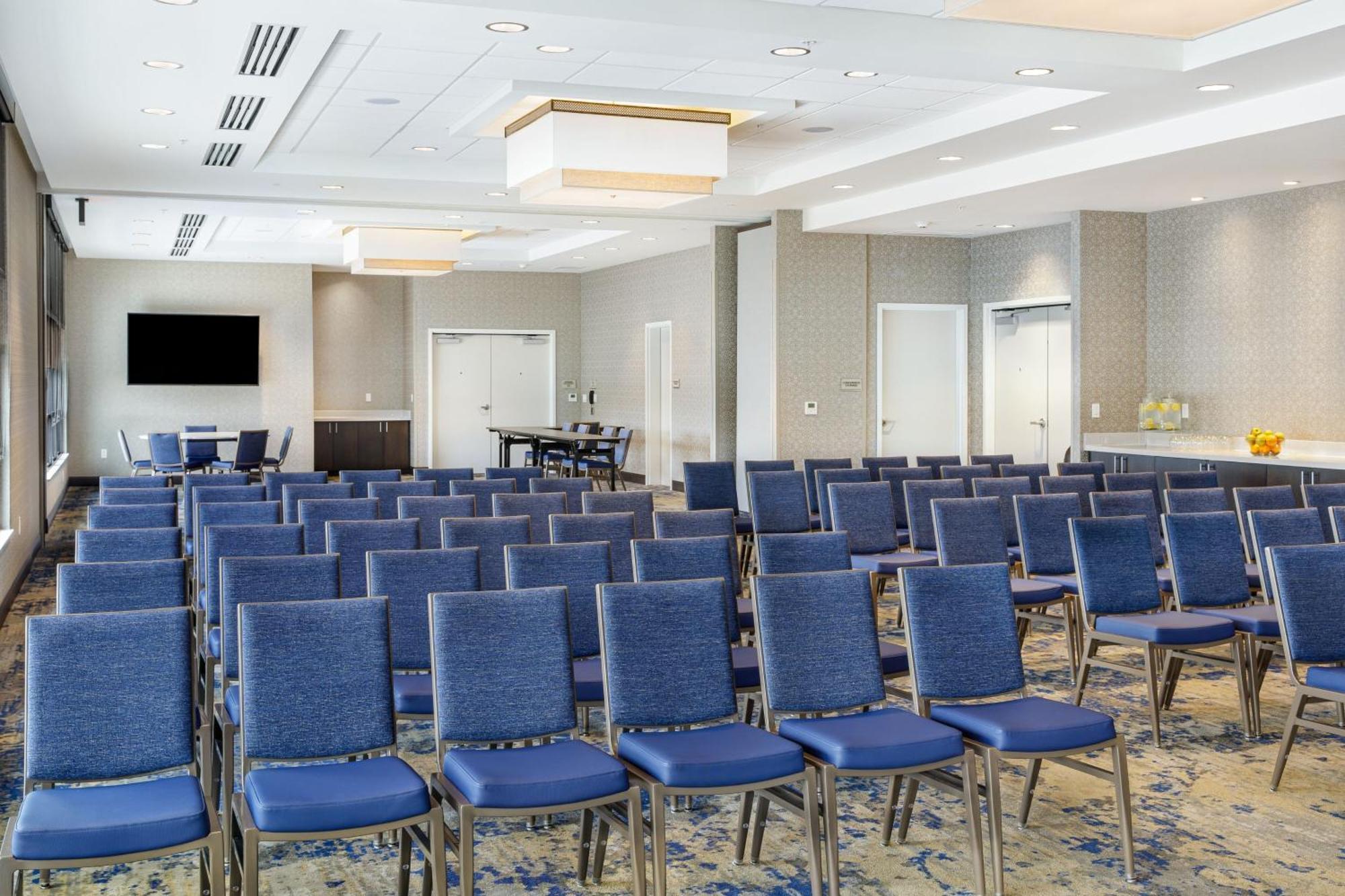 Springhill Suites By Marriott Topeka Southwest Extérieur photo