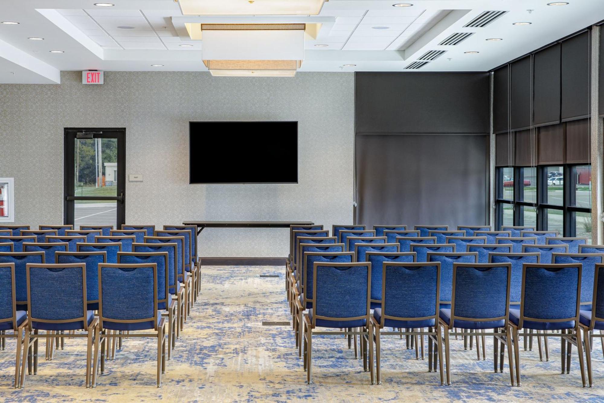 Springhill Suites By Marriott Topeka Southwest Extérieur photo